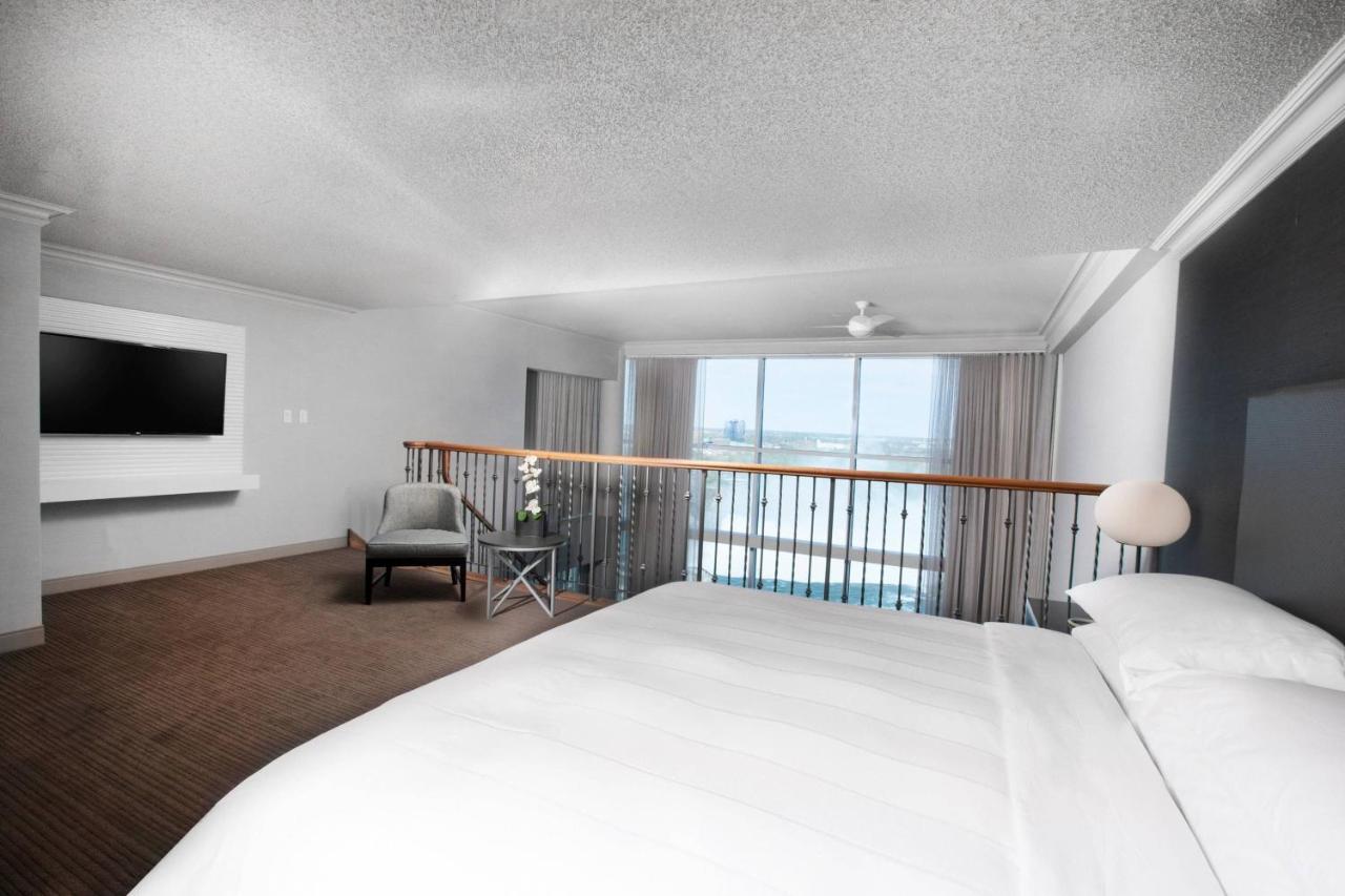 Niagara Falls Marriott On The Falls Bagian luar foto
